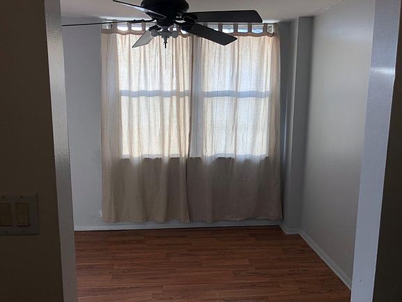 2nd image of 4350 W Ford City Dr #506