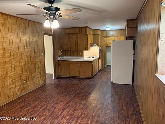 2nd image of 1520 Sebron St