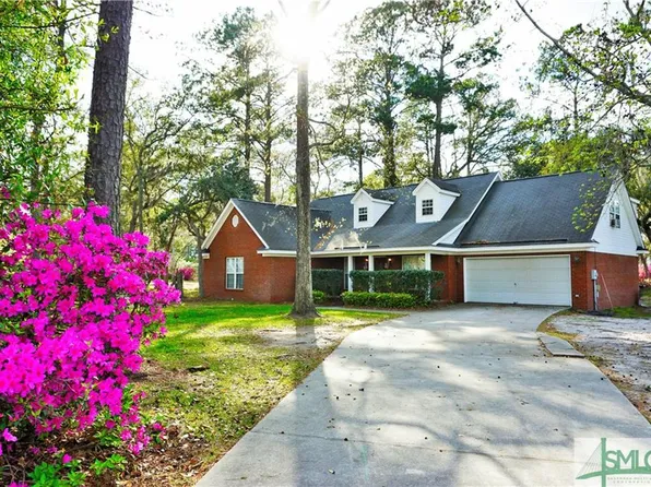 557 Suncrest Blvd, Savannah, GA 31410