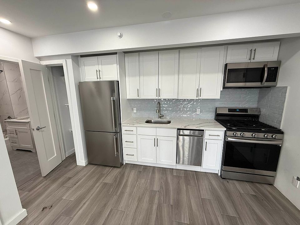 1st image of 31-09 31st Ave #2