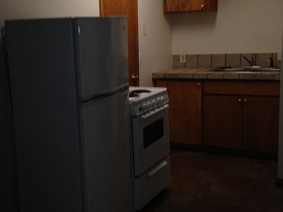 2nd image of 810 Blackjack St #11025260