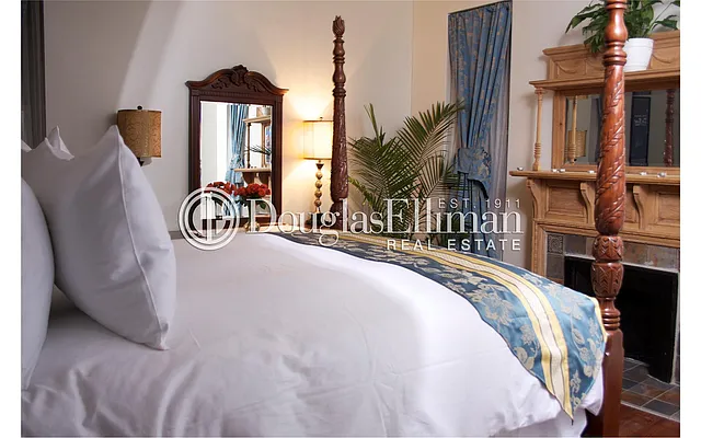 Rented by Douglas Elliman | media 19