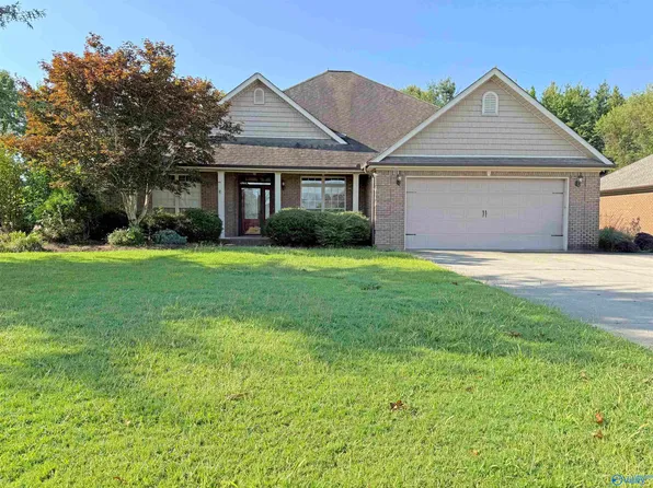 22880 Big Oak Dr, Athens, AL 35613