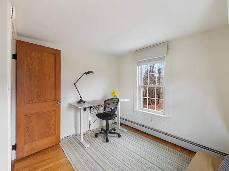 43 Mills Rd — Photo 12