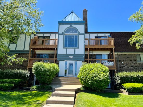 120 S La Londe Ave APT 1H, Addison, IL 60101