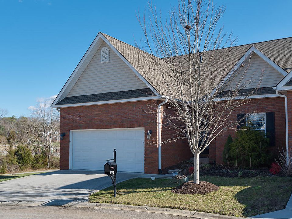 1st image of 4654 Oak Meadow Way