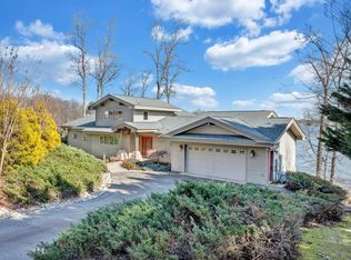 8585 Burnt Chimney Rd, Wirtz, VA 24184