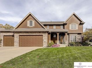 19506 Jackson St, Elkhorn, NE 68022