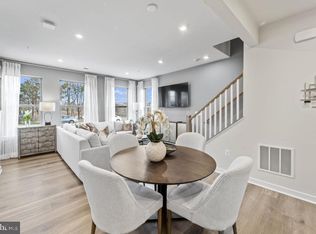 13643 Innovation Station Loop, Herndon, VA 20171