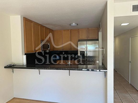 4th image of 415 W Gutierrez St APT 15