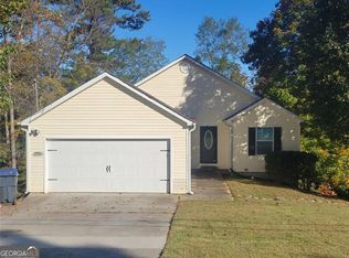 2832 Maple Grove Dr, Rex, GA 30273