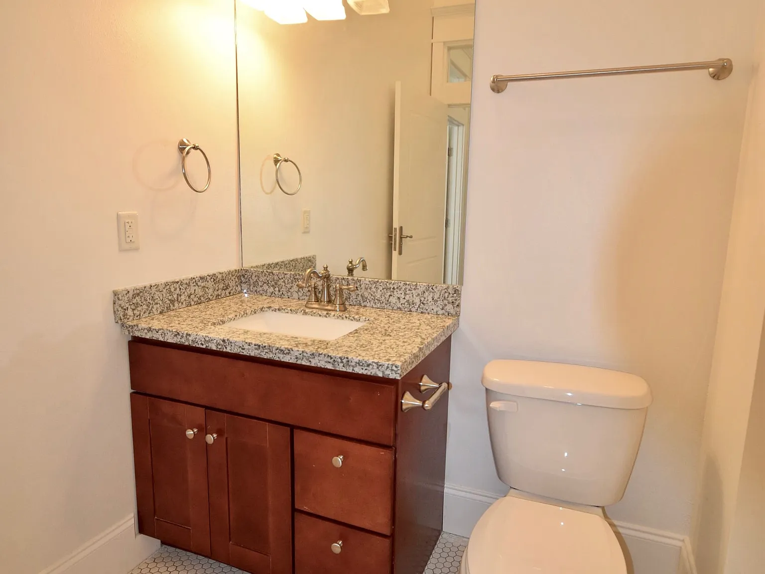 Mulberry Flats — Photo 4