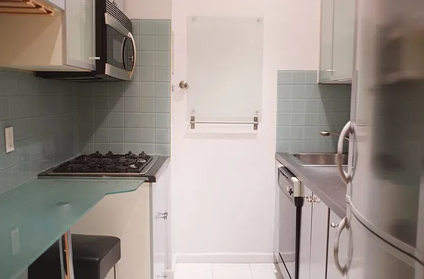 Rented by LG Fairmont Group | media 38