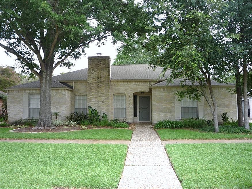 1st image of 16415 Brookvilla Dr