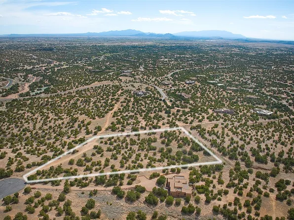 12 Parsley Cir, Santa Fe, NM 87506