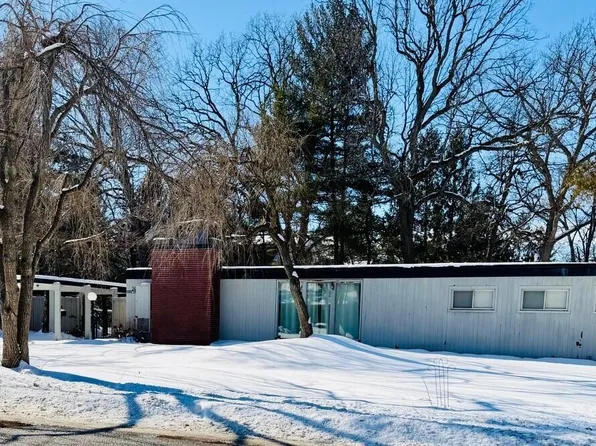 2401 Maple St, Michigan City, IN 46360