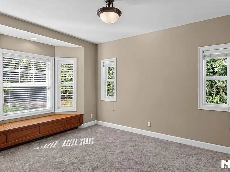 453 Dellwood Dr — Photo 27