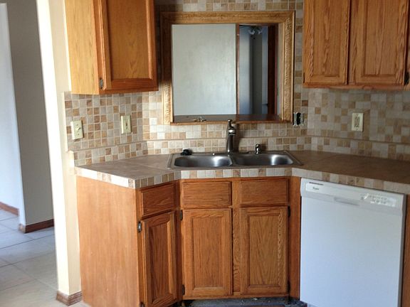 3rd image of 7995 N Copperfield Cir