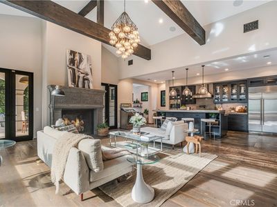 6451 Chesebro Rd, Agoura Hills, CA, 91301