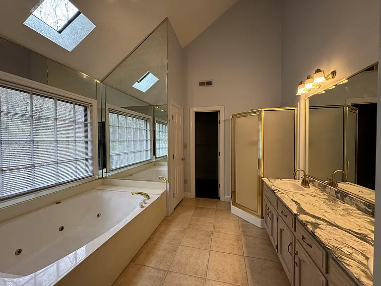 7595 Foxfire Dr SE — Photo 21