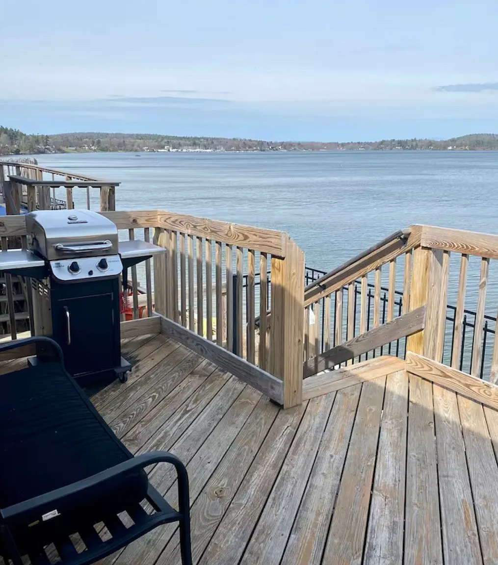 903 E Lakeshore Dr — Photo 1