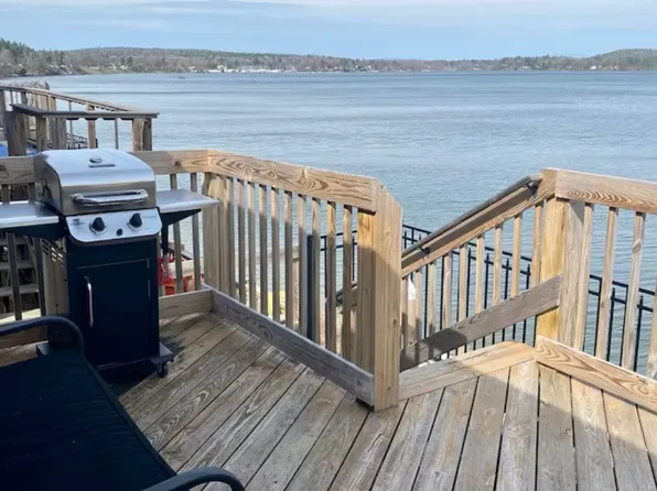 903 E Lakeshore Dr, Colchester, VT 05446