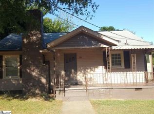 101 Moss St, Greer, SC 29651