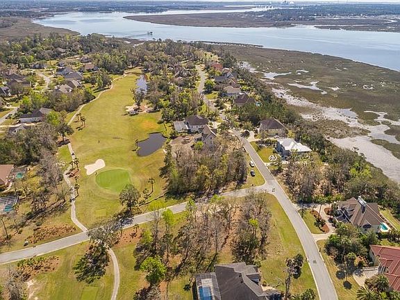 4th image of 143 Riverwalk Dr