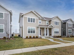 1062 Okeeffe Ave, Sun Prairie, WI 53590