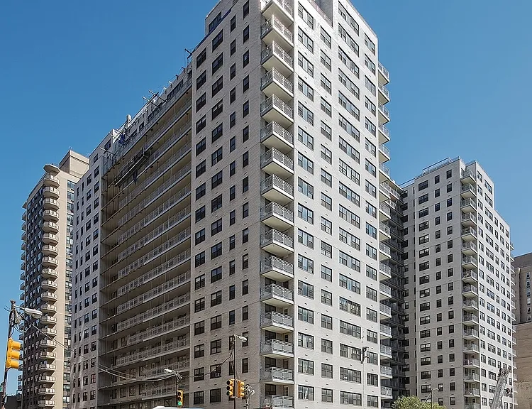 305 E 86th St #22DW — Photo 19