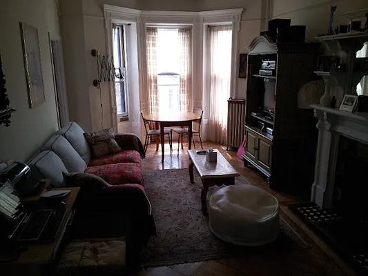 Rented by ZealEstate Group Inc | media 19