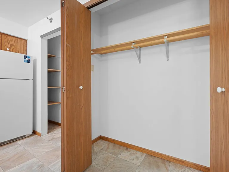 City View Apartments — Photo 7