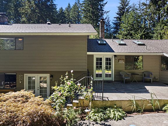 5th image of 3519 65th Avenue Ct NW