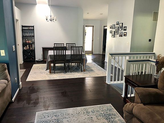 4th image of 7487 Streamwood Dr