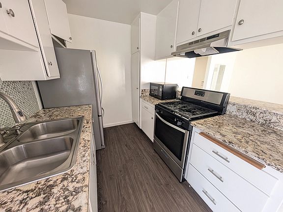5th image of 12716 Venice Blvd APT 5