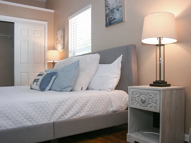 55 Velma Dr W — Photo 17