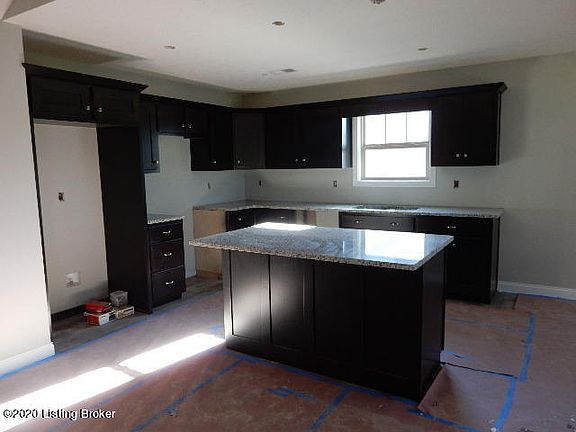 4th image of 531 Deep Creek Dr