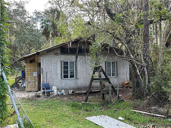 3rd image of 237 N Candle Point