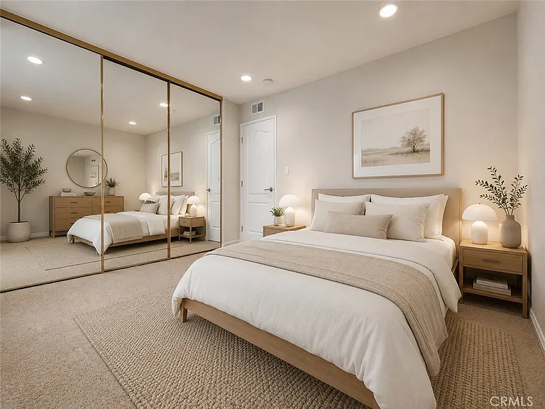 1312 S Saltair Ave #210 — Photo 13