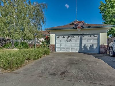 3058 W Del Rio Dr, Stockton, CA, 95204