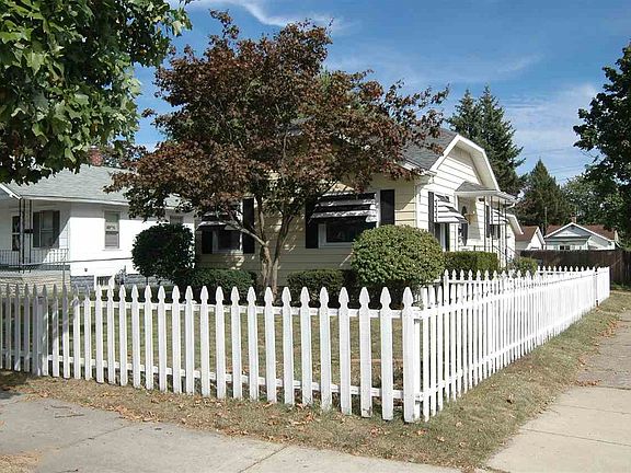 2nd image of 626 S 34th St
