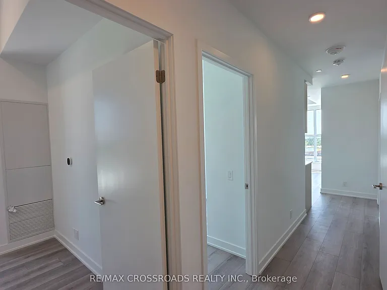 20 Deans Dr #902 — Photo 20