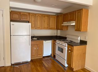2711 Astoria Blvd APT 3F, Astoria, NY 11102
