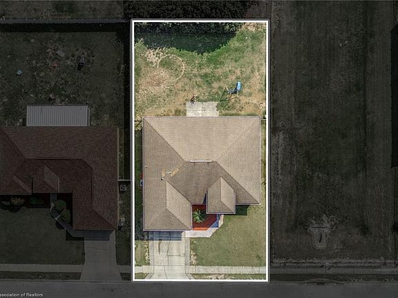 5th image of 4603 Great Blue Heron Dr