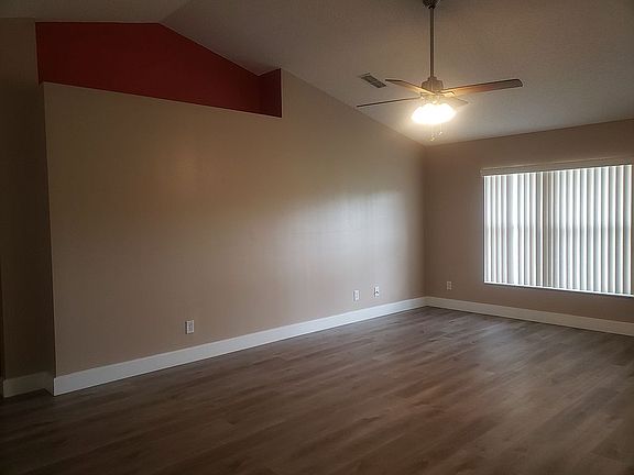 4th image of 845 Adour Dr