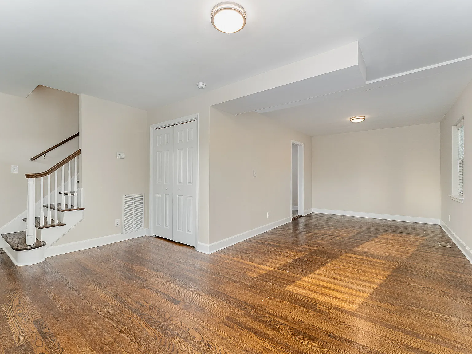 108 Adams St — Photo 3