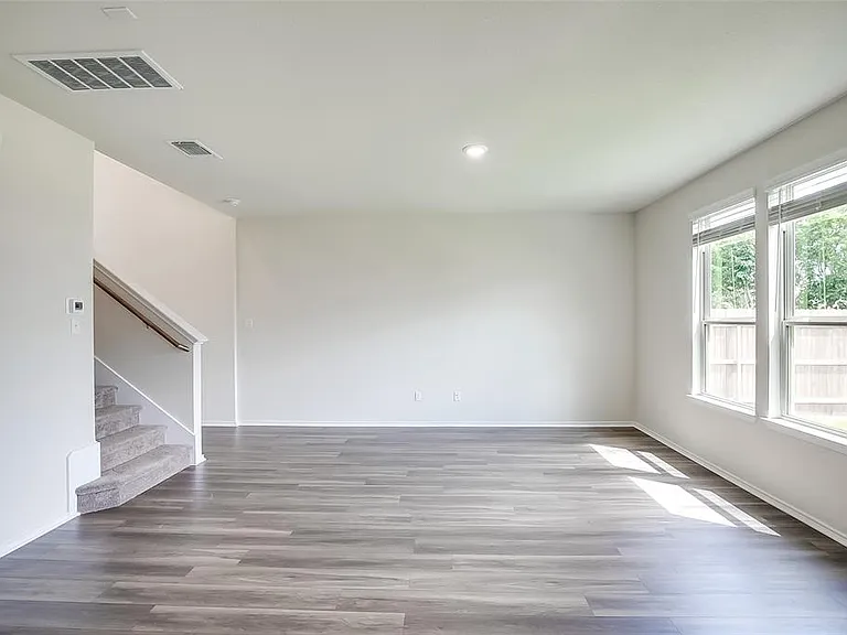 31 Pacific Loon St — Photo 24