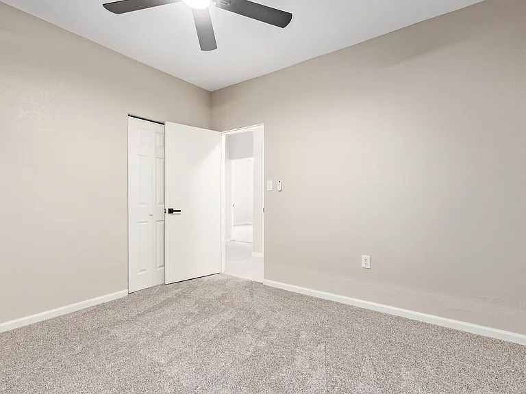 310 E Beech Ave — Photo 22