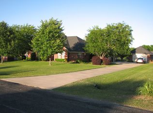 5603 Deer Creek Dr, Texarkana, TX 75503