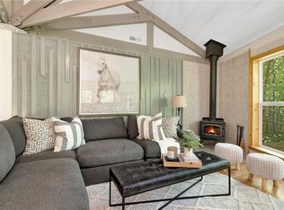 125 Pond Creek Road, Beech Mountain, NC 28604